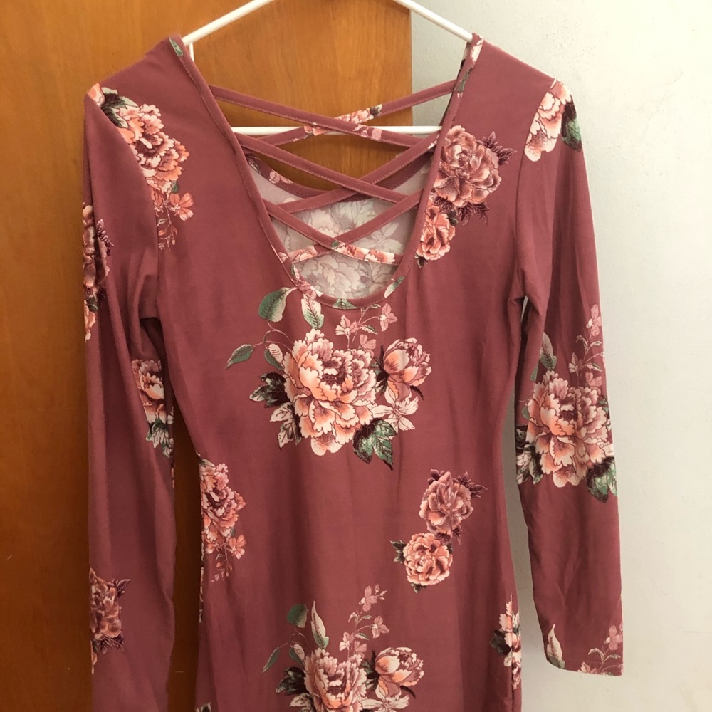 🌟3/$20 No Boundaries Long-sleeve dress - Picture 3 of 4